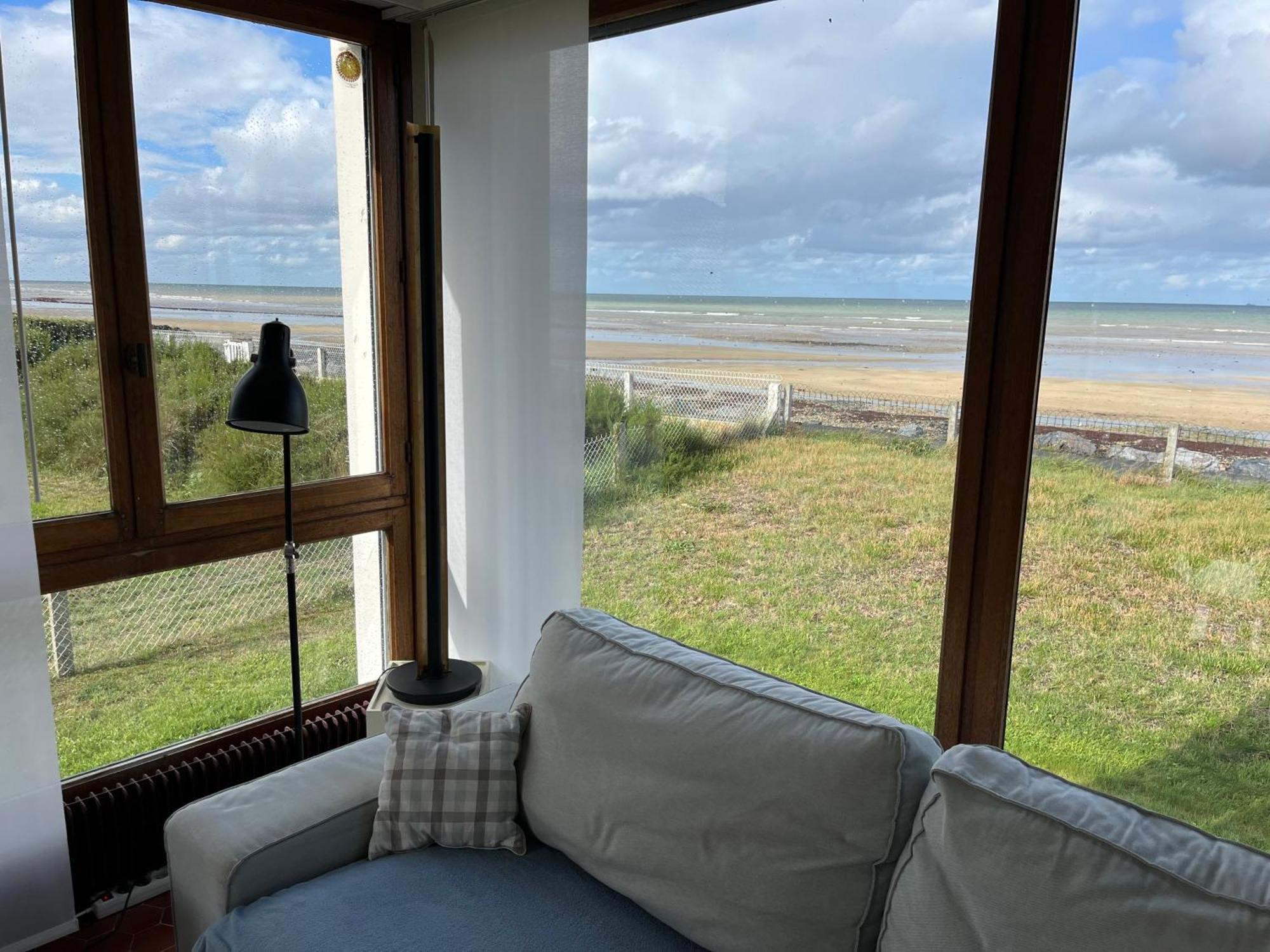 Villa D'Architecte - Les Pieds Dans L'Eau Ver-sur-Mer Bagian luar foto